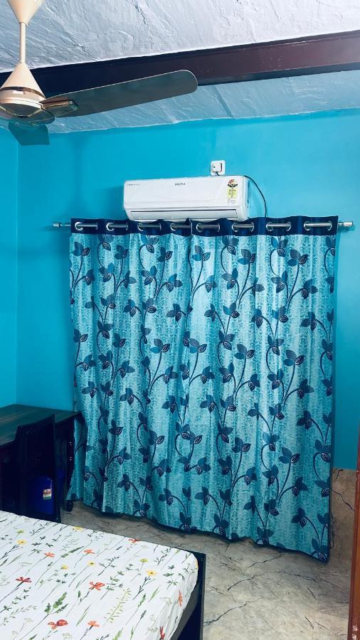 Tandon Lodge On The Ganga Ghat Homestay 바라나시 외부 사진