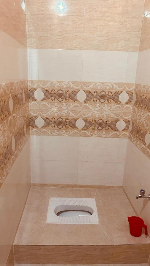 Tandon Lodge On The Ganga Ghat Homestay 바라나시 외부 사진