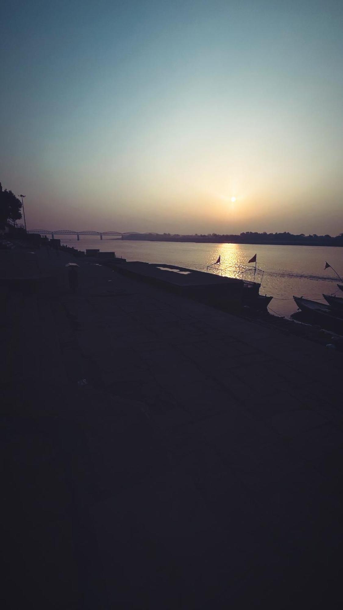 Tandon Lodge On The Ganga Ghat Homestay 바라나시 외부 사진
