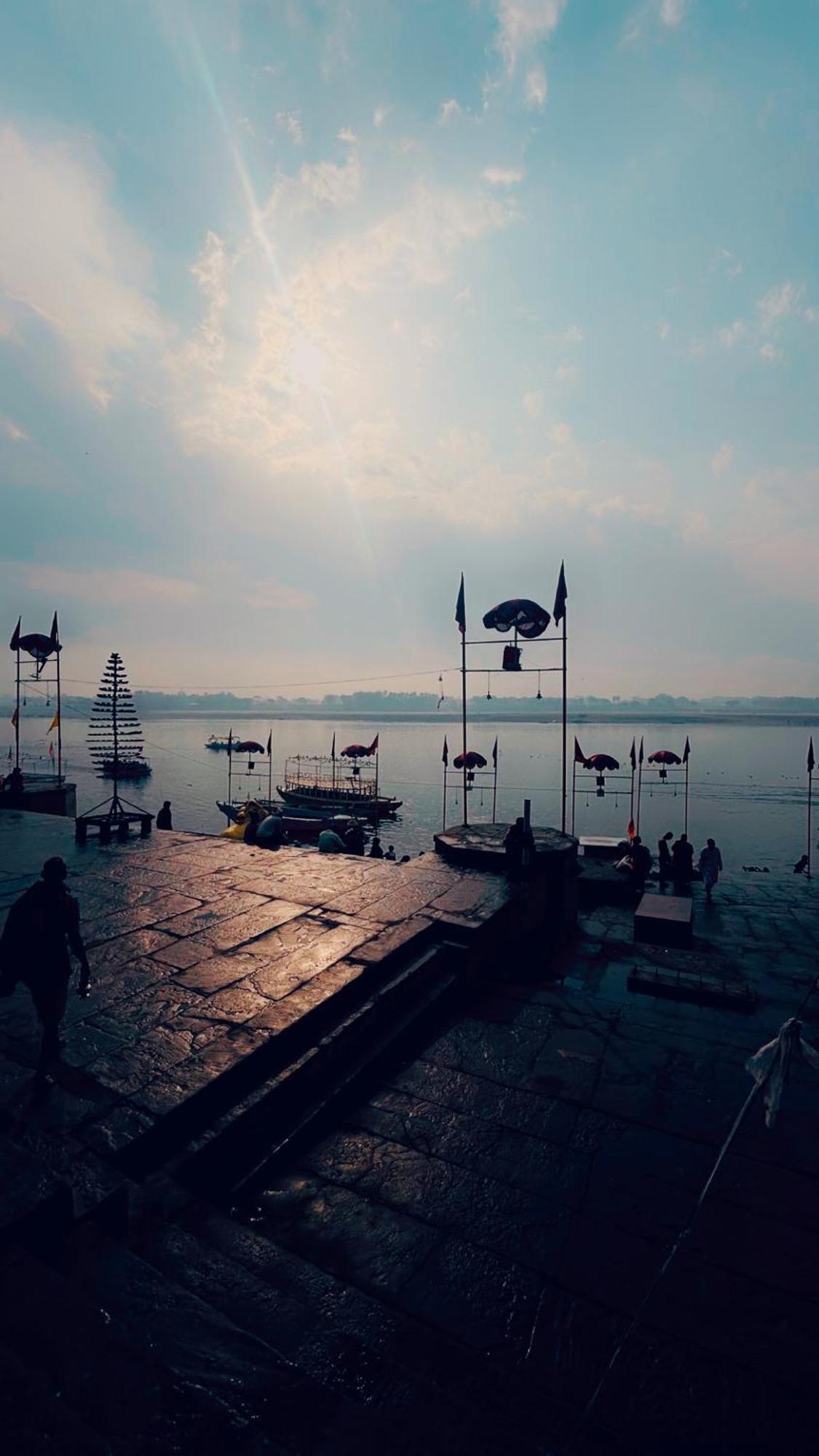 Tandon Lodge On The Ganga Ghat Homestay 바라나시 외부 사진